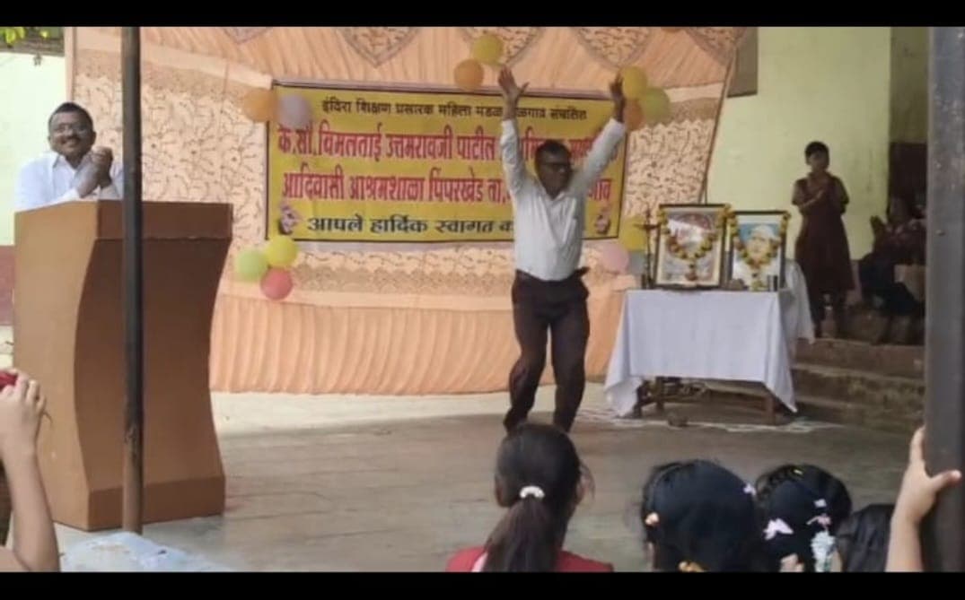 “विद्यार्थ्यांच्या आयुष्याचा शिल्पकार: एक ध्येयवेडा अवलिया शिक्षक”